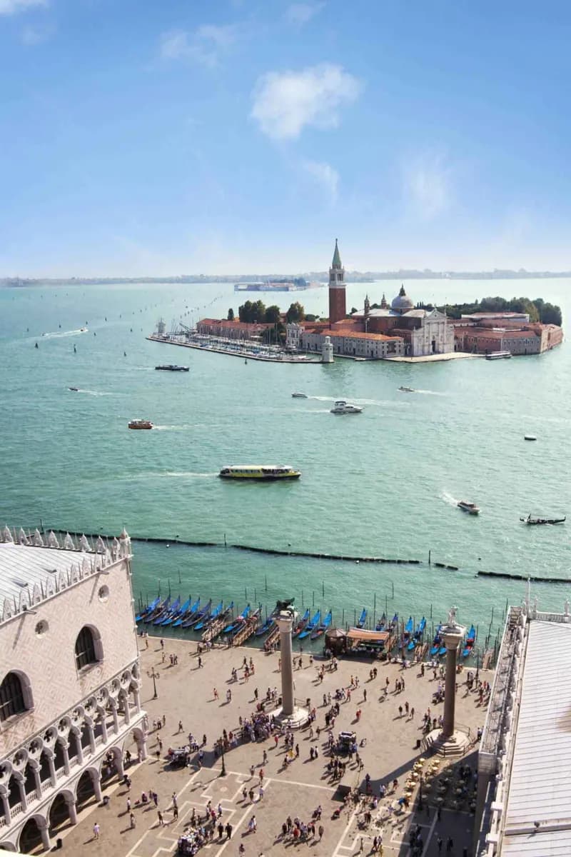 St Mark's Square · 3