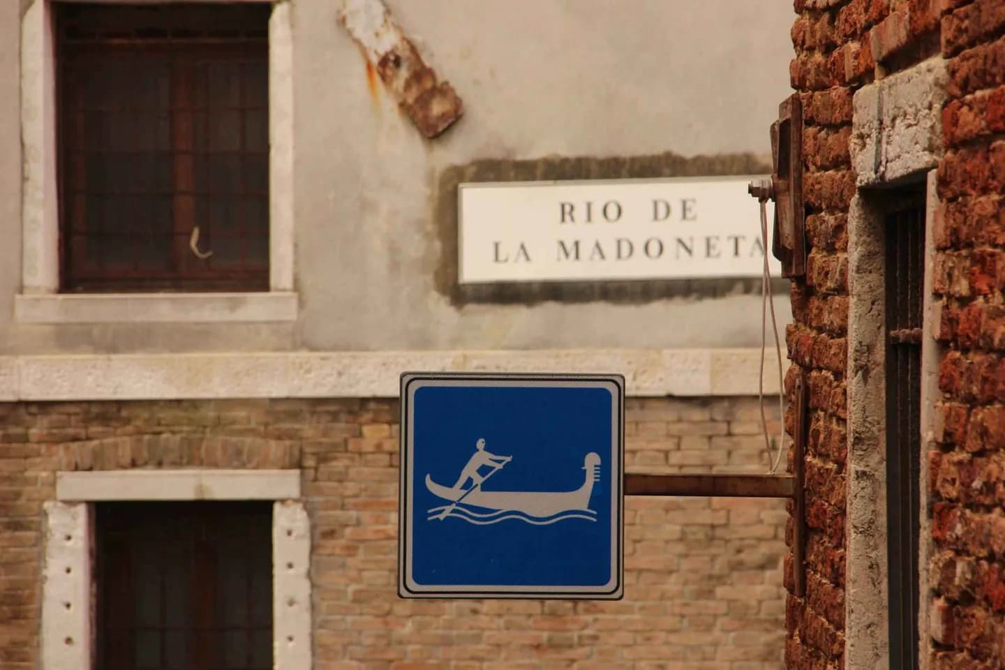 Finding Your Way in Venice · 2