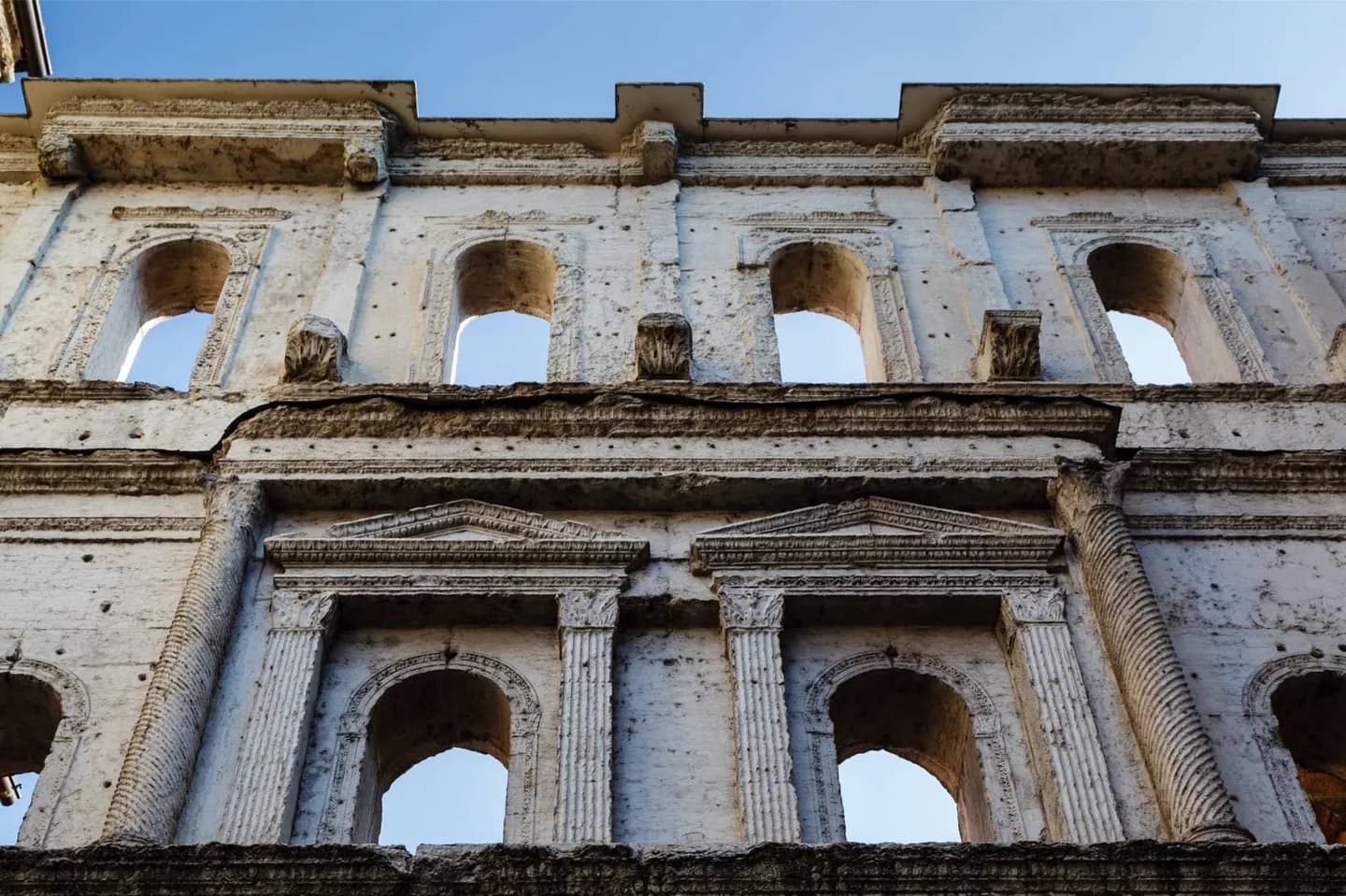 Porta Borsari