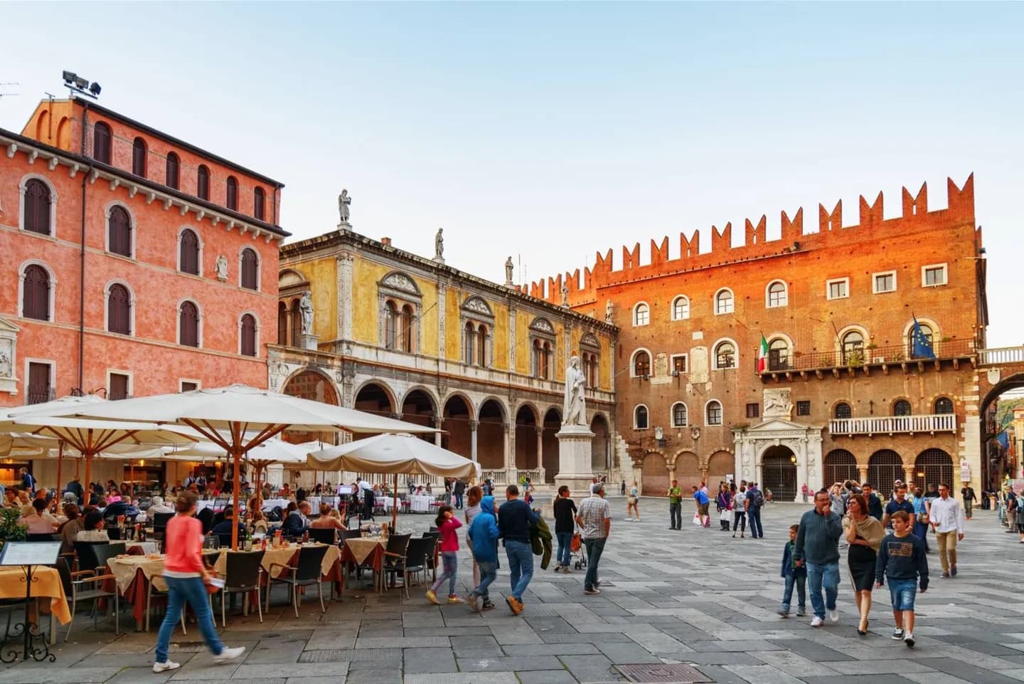 Verona at a Glance