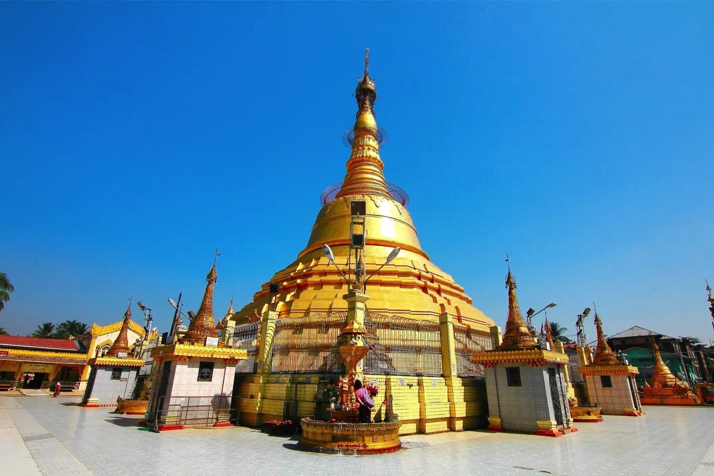 Botahtaung Pagoda · 2