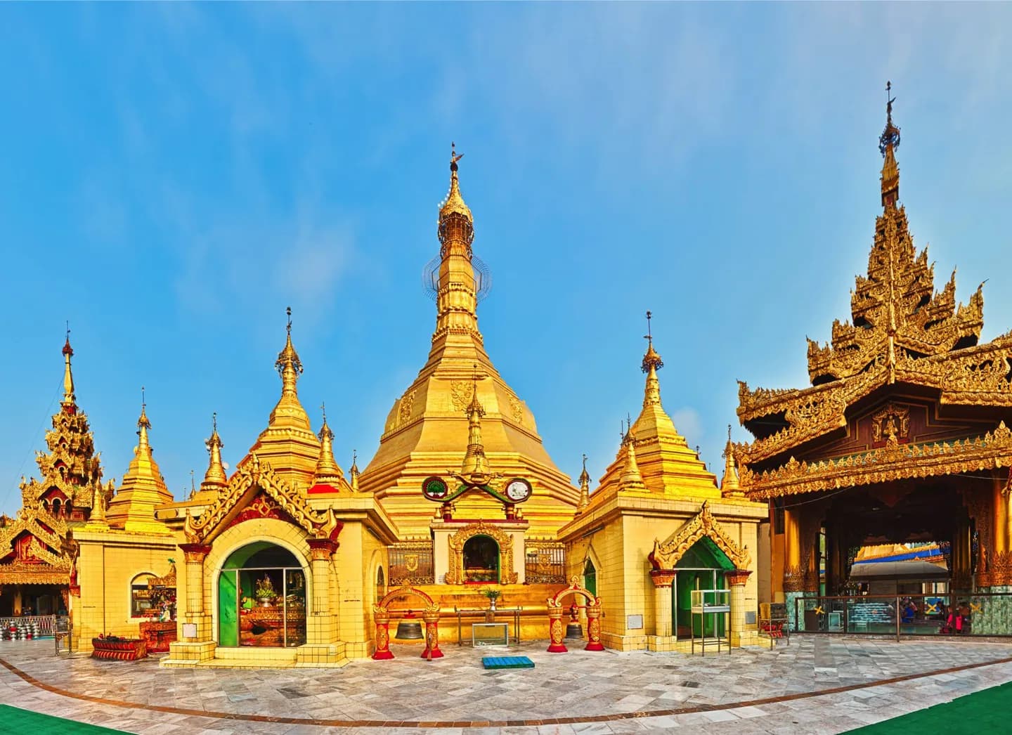 Sule Pagoda
