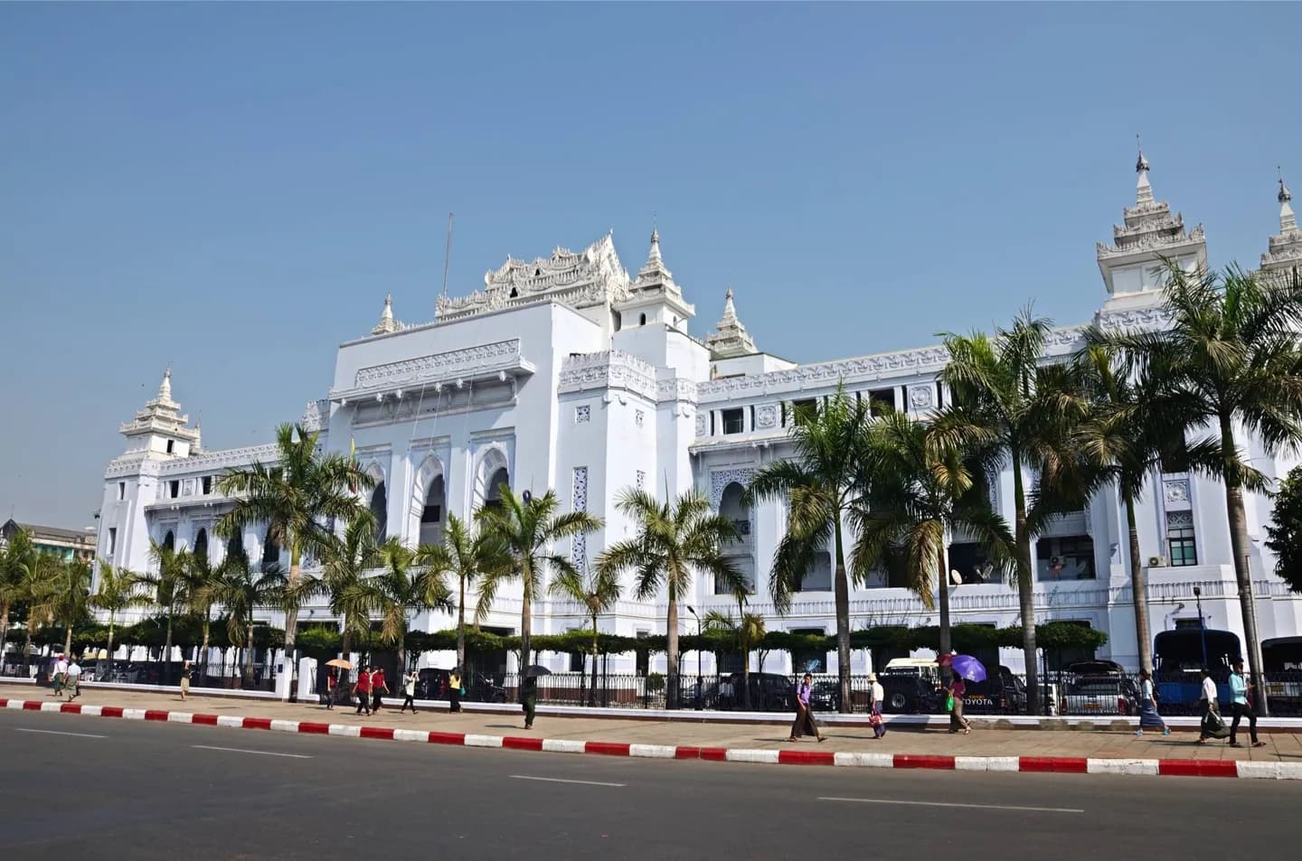 Rathaus von Yangon · 2