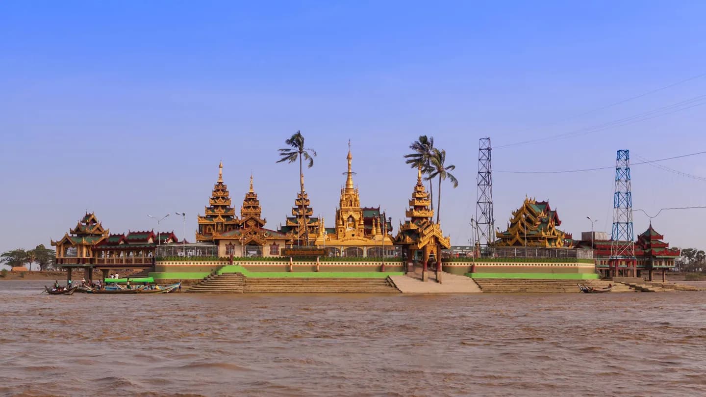Kyauktan Ye Le Pagoda · 2