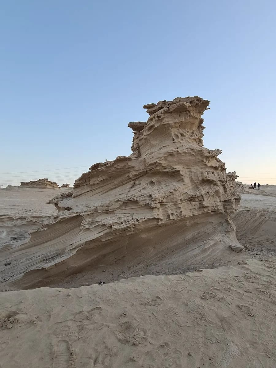 Al Wathba Fossil Dunes