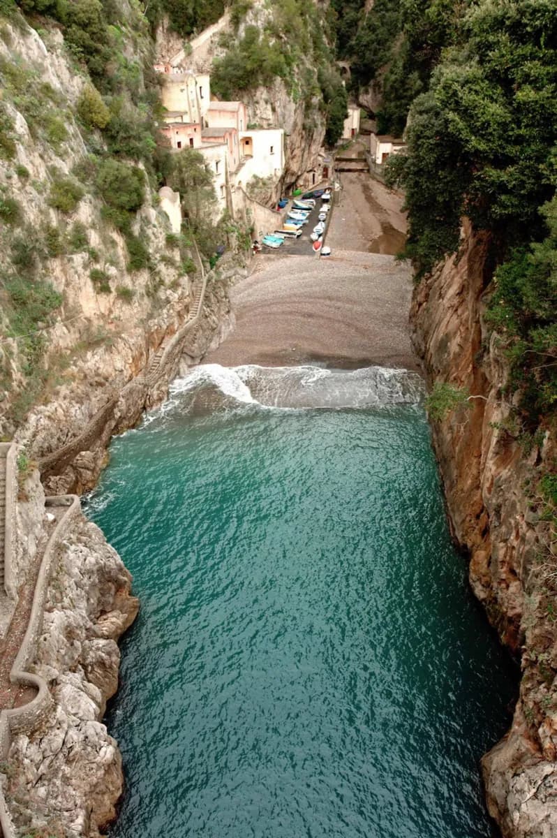 Furore de la colline à l'enfaille