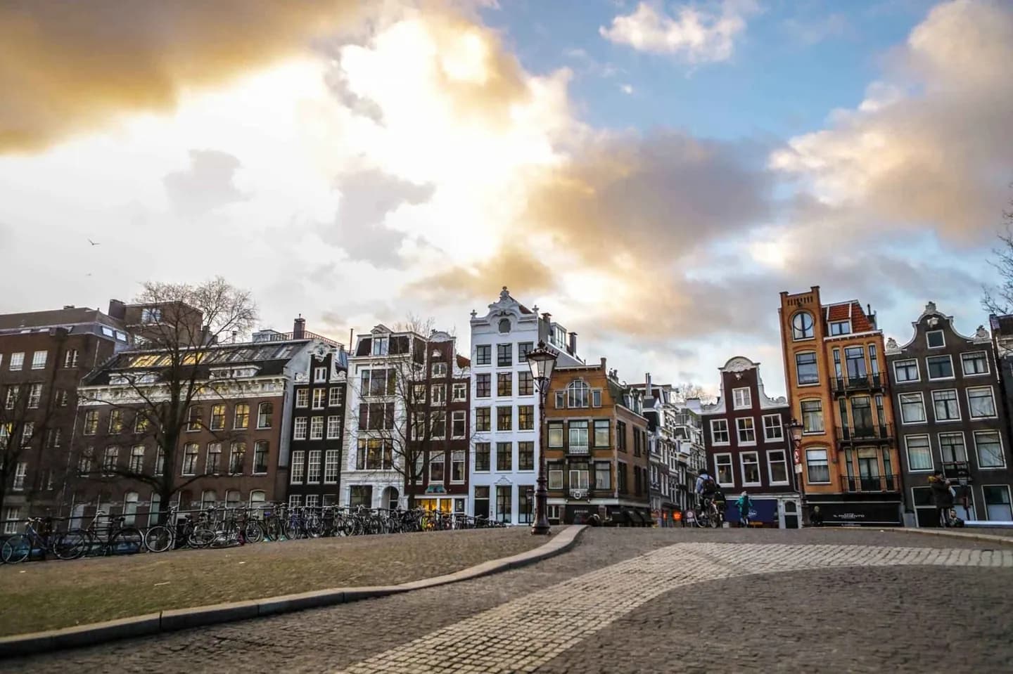 Amsterdam's Seventeenth-Century Expansion
