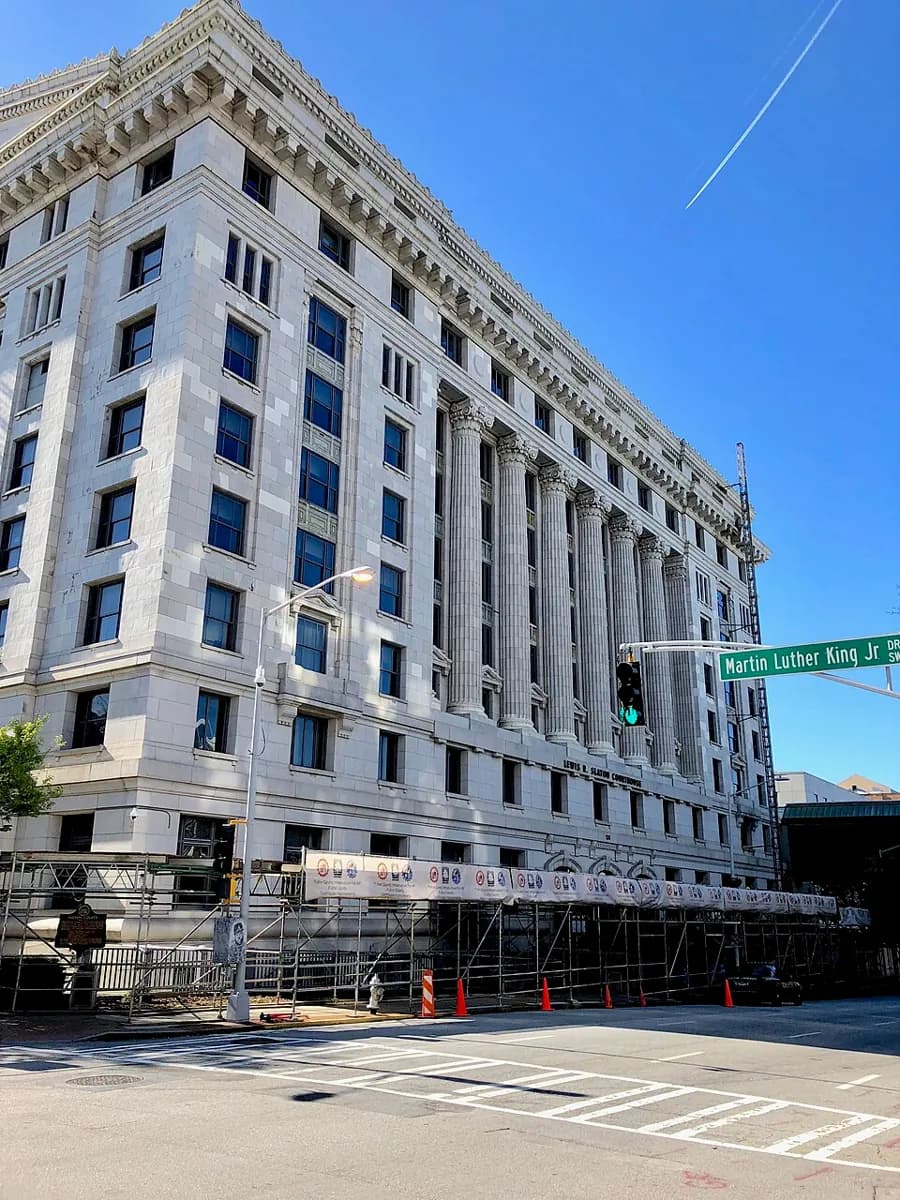 Lewis R. Palais de justice de Slaton