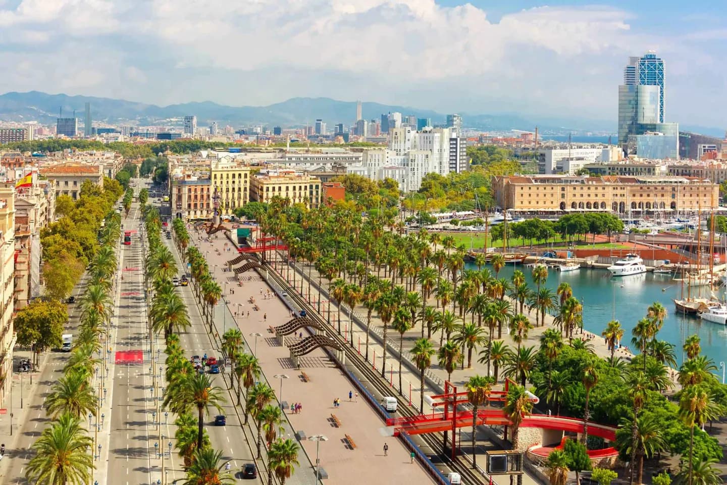 How Barcelona’s Landscape Shapes a Visit