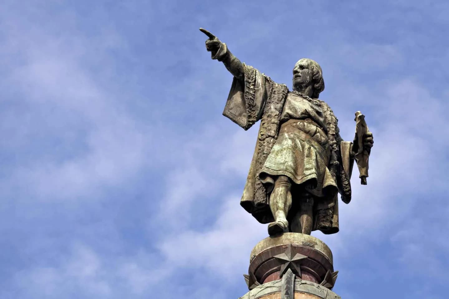 Columbus Monument
