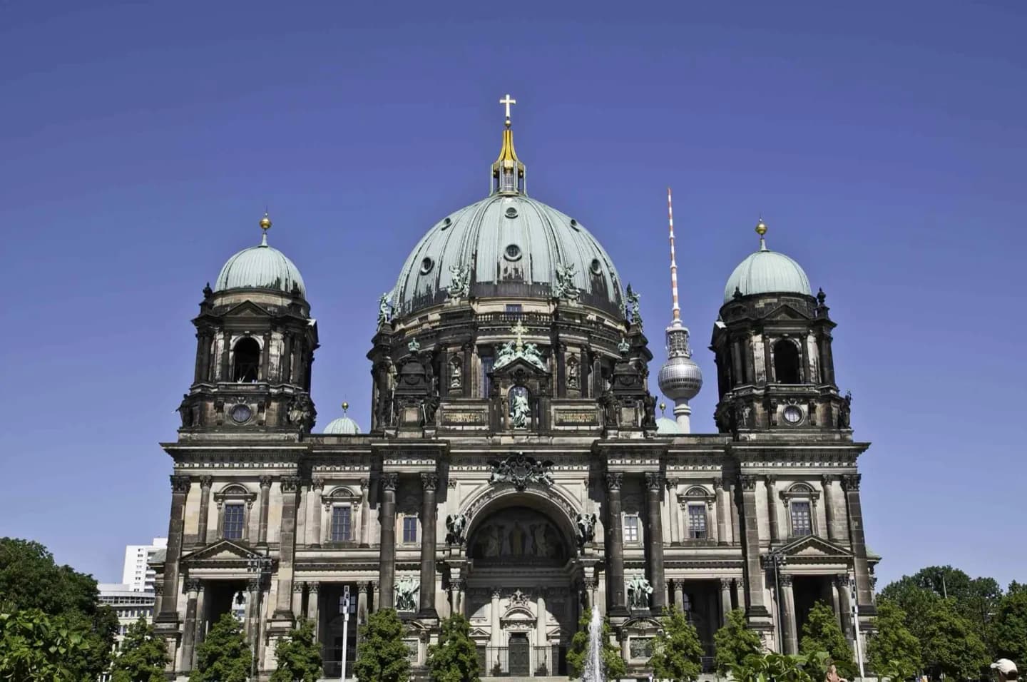 Museum Island in Context