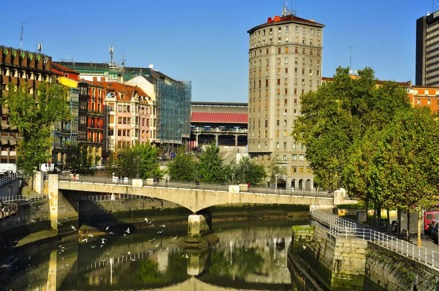 Bilbao's Landmarks and Streets