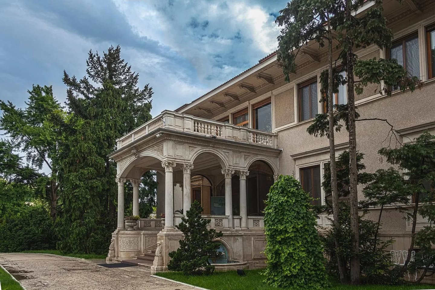 Primăverii-Palast