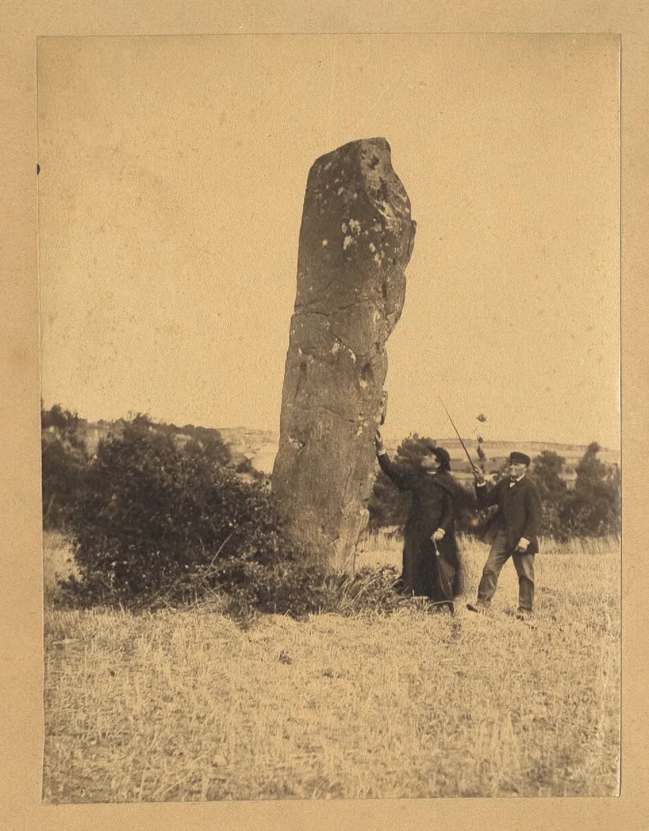 Malves-en-Minervois的Menhir