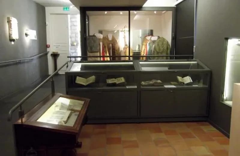 Notre-Dame-de-l’Abbaye Treasury Museum