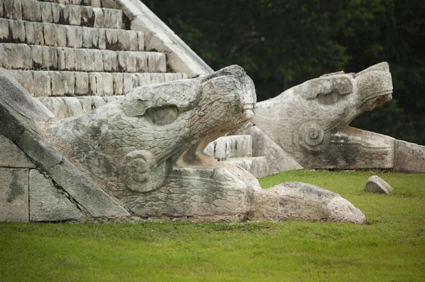 Relatos coloniales tempranos de las ruinas