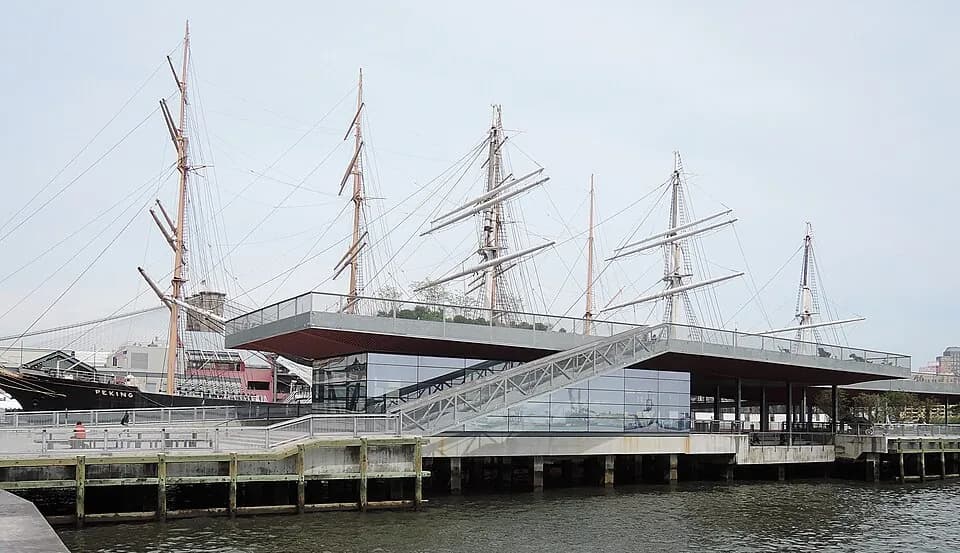 Pier 15 East River Esplanade