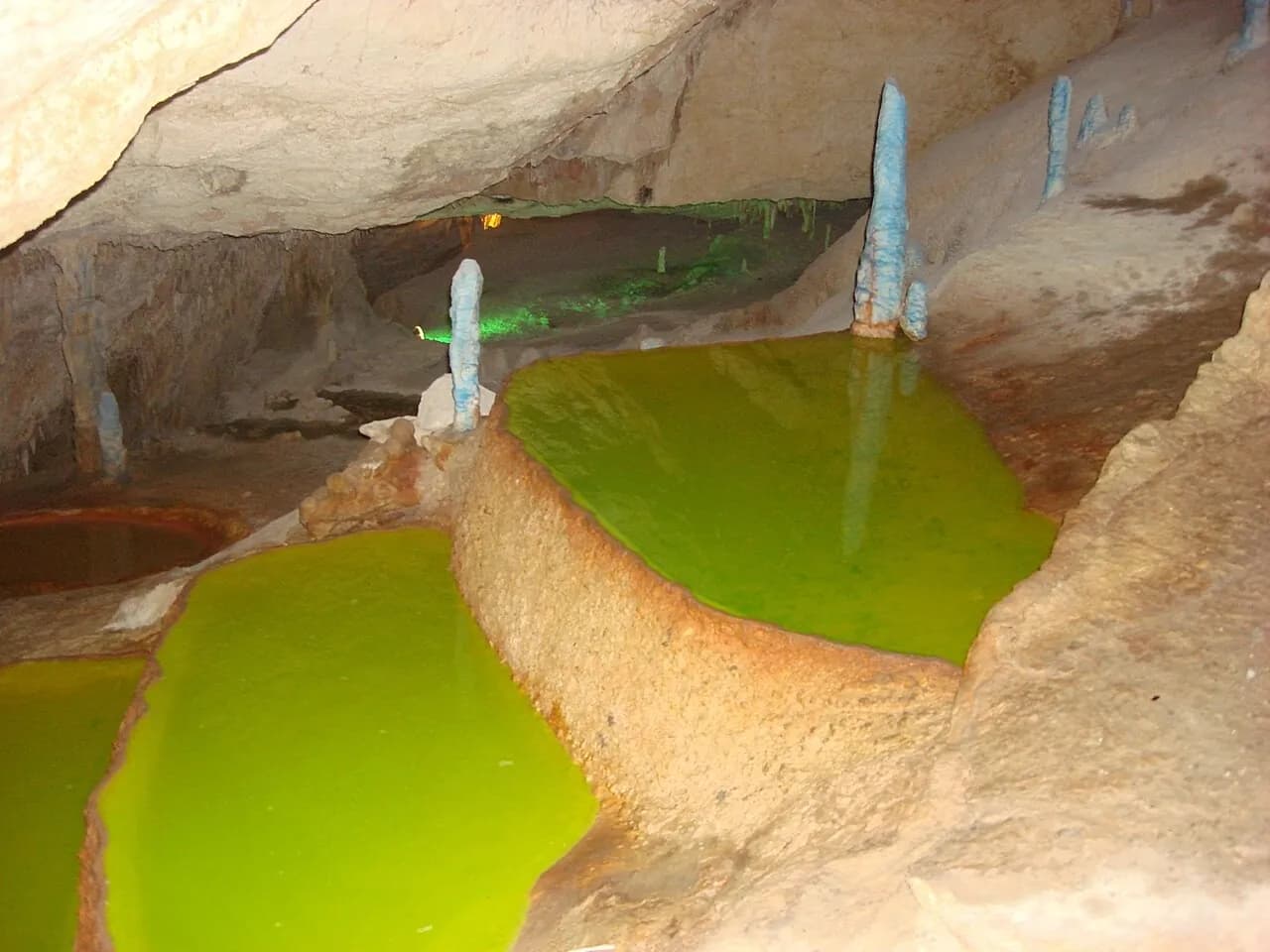 Cova de Can Marçà