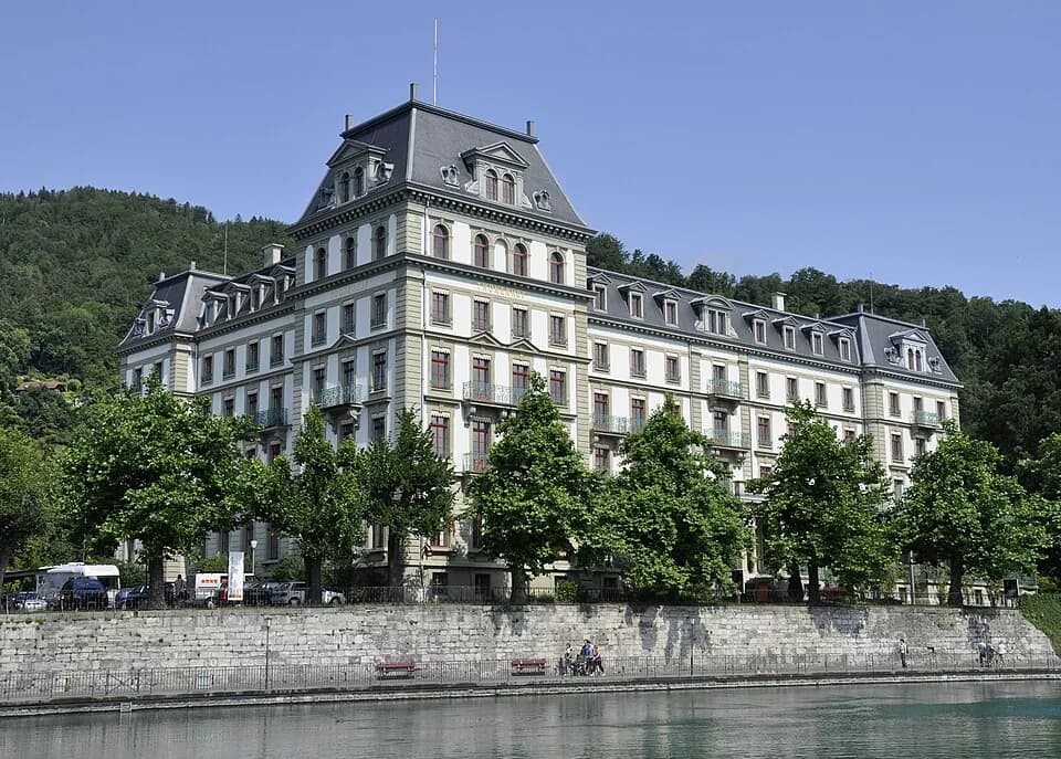 Thun Art, Church and Castle