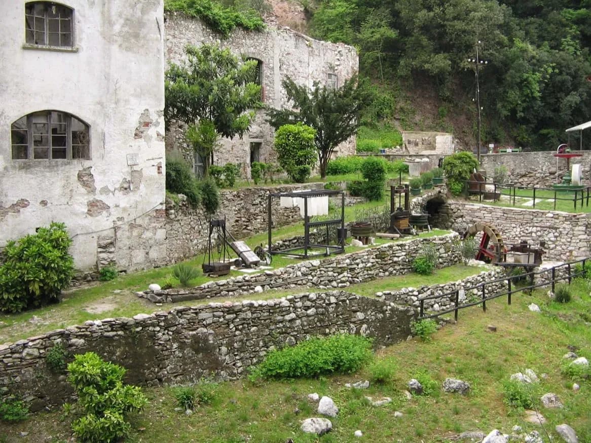 Valle delle Cartiere