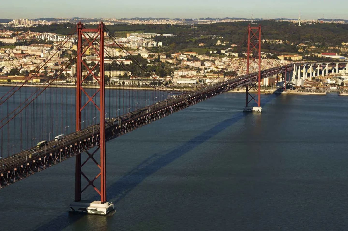 Ponte 25 de Abril