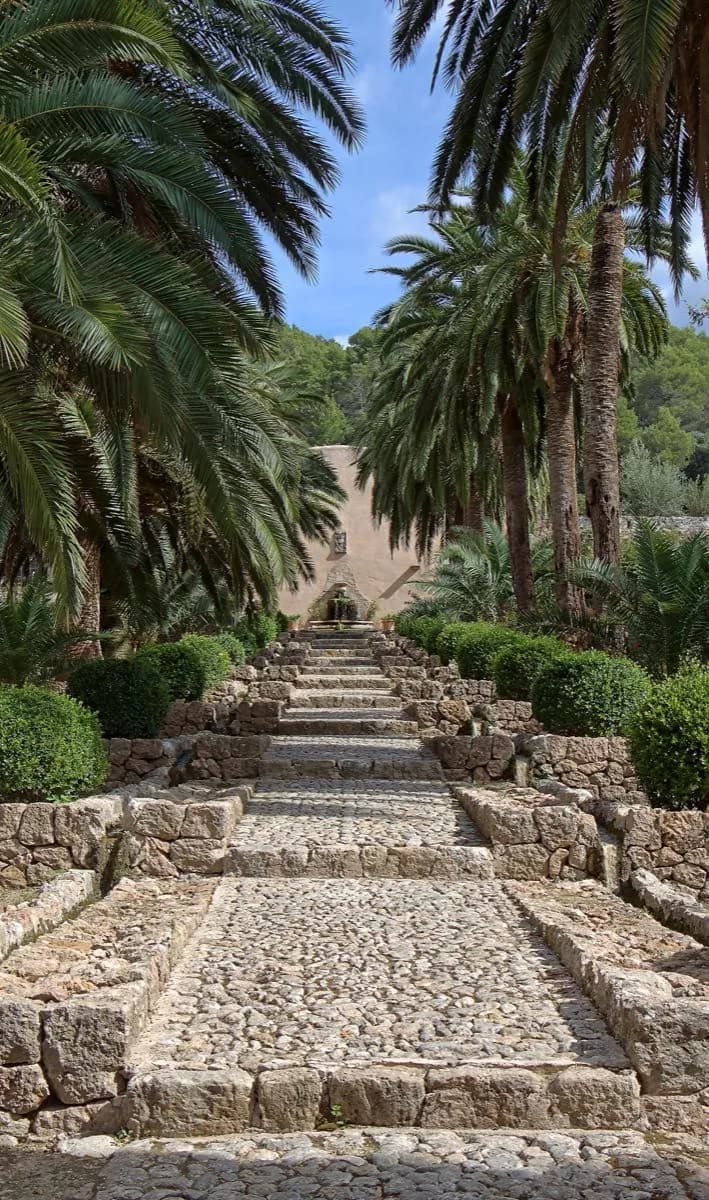 Tramuntana Estates and Artists