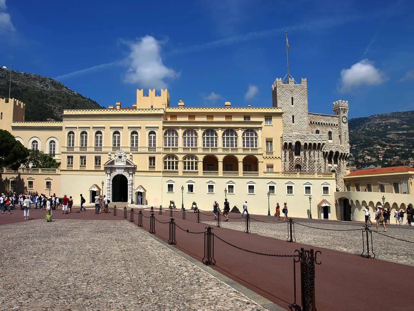 Arquitectura del palacio y salas de estado