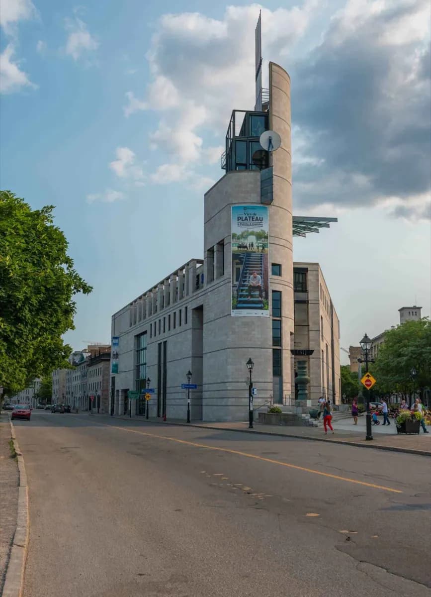 Pointe-à-Callière Museum