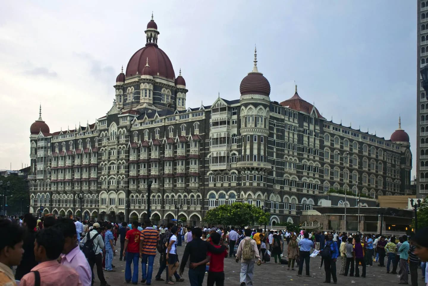 Front de mer et façades du fort de Colaba