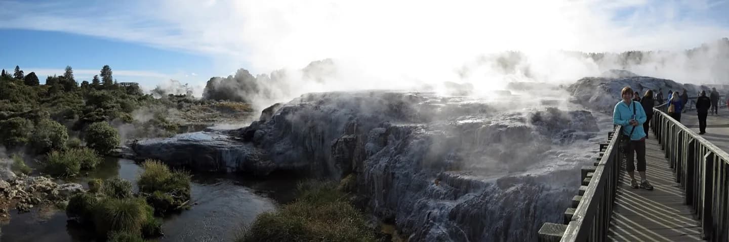 Rotorua Geothermal Valleys and Forest
