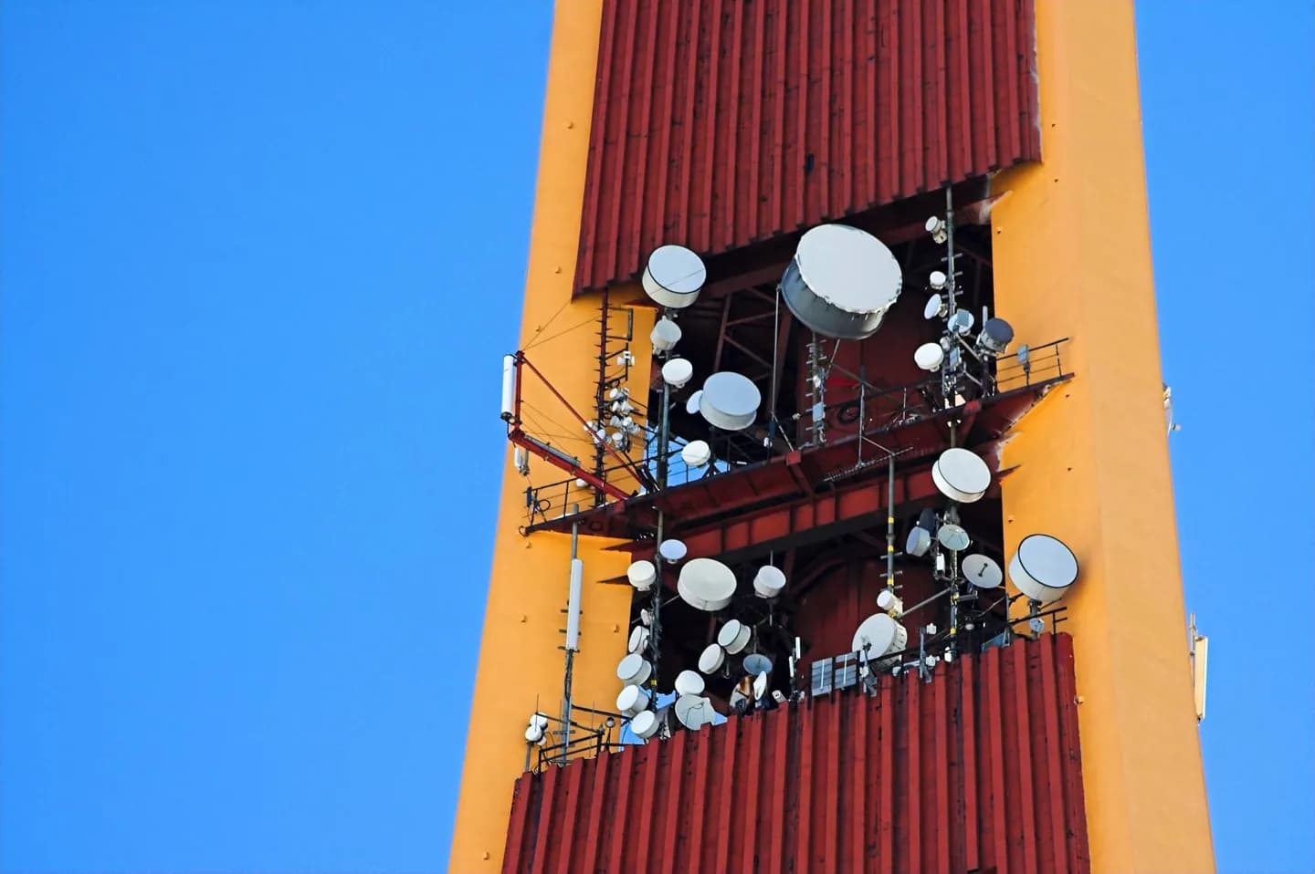 Torre de Rádio e TV Riga