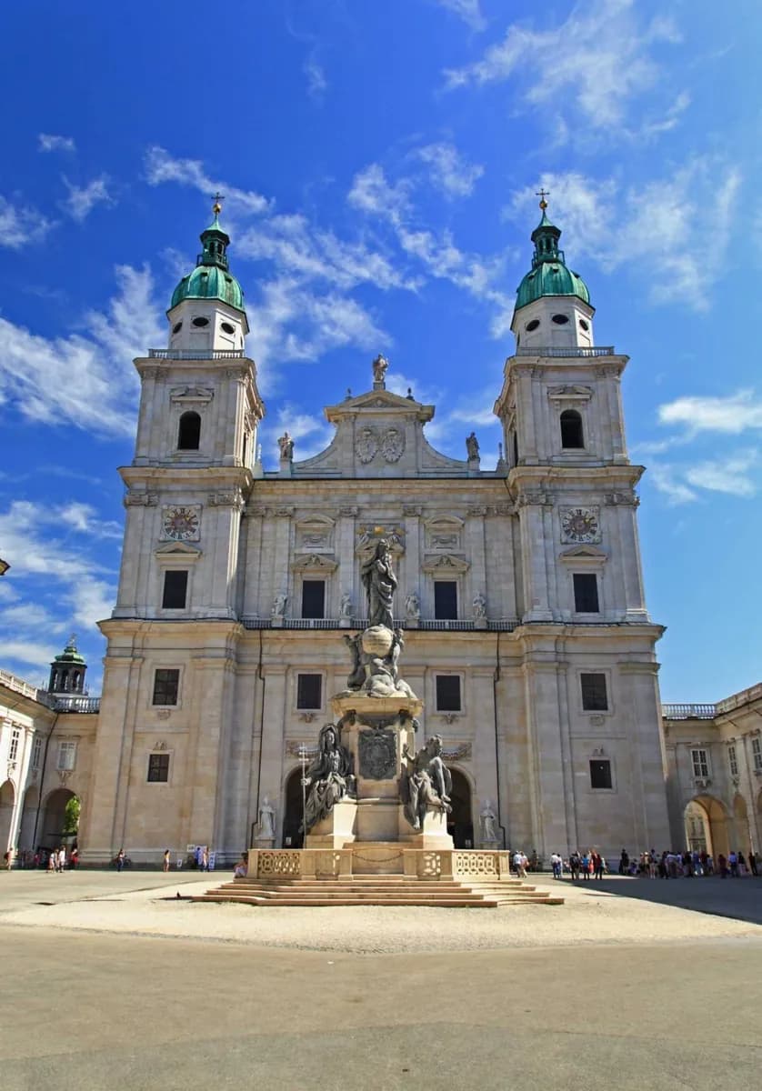 Cathedral Quarter and Mozart's Salzburg