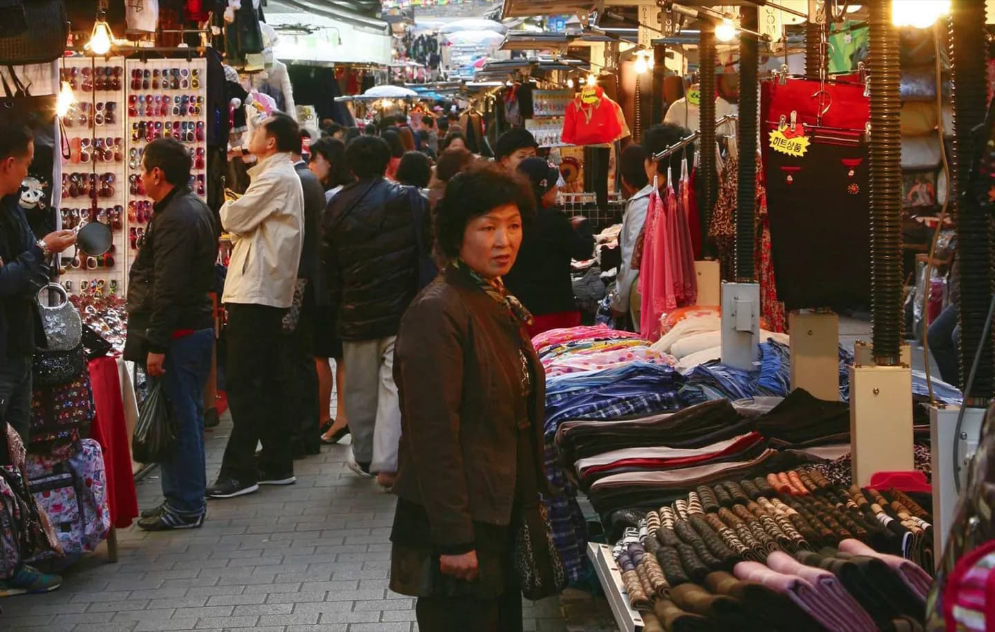Märkte und Einkaufsviertel in Seoul