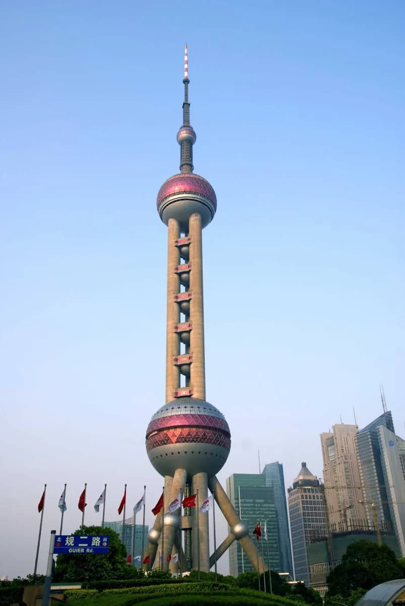Torre de radio y televisión Oriental Pearl
