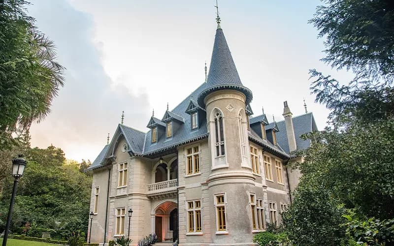 Biester Palace