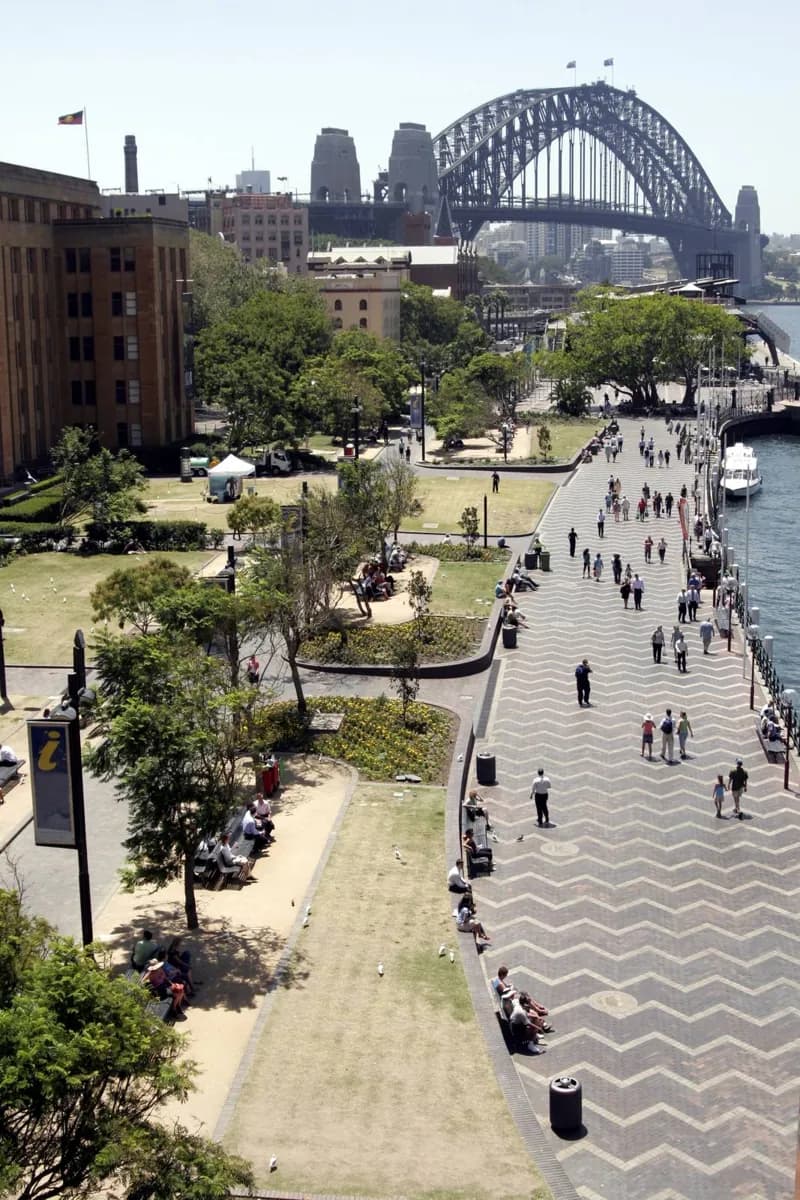 Quay circular