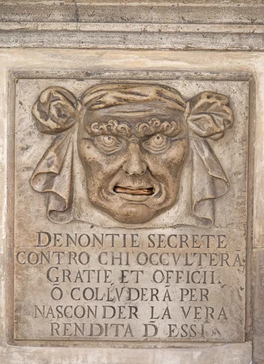 Die Ratssäle des Palastes