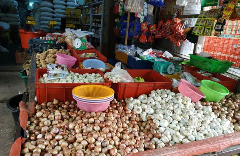 Bayintnaung Wholesale Market