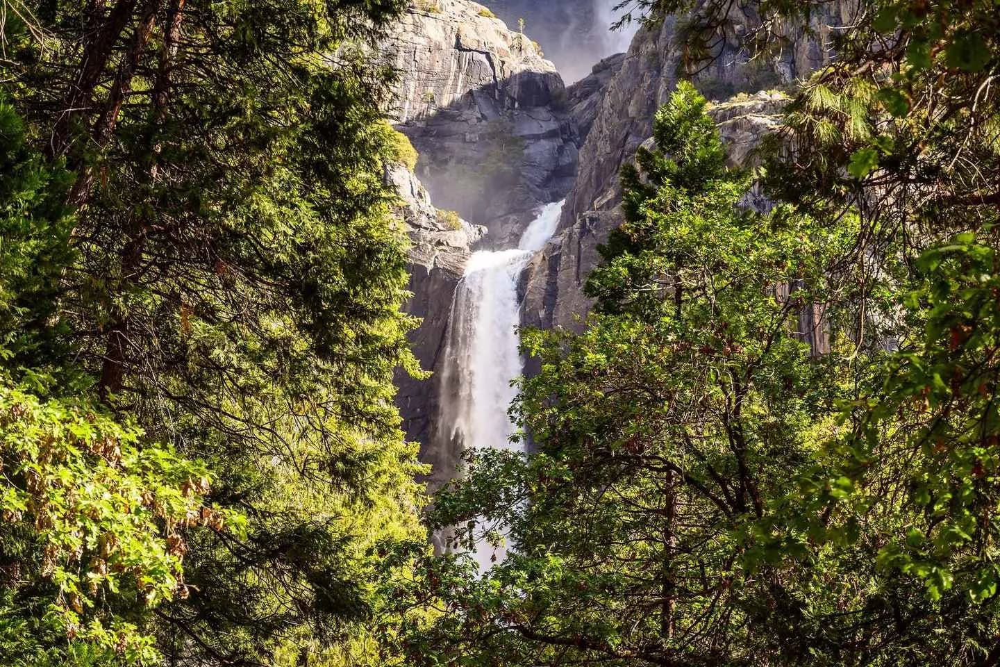 Cascata Lower Yosemite