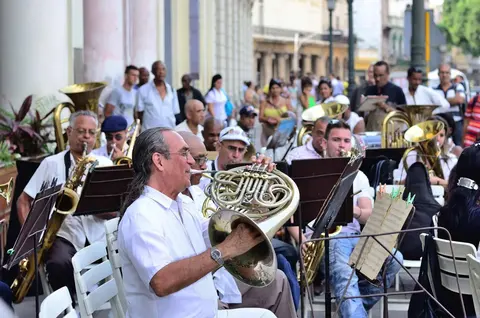 Música francesa desde la corte hasta la ópera
