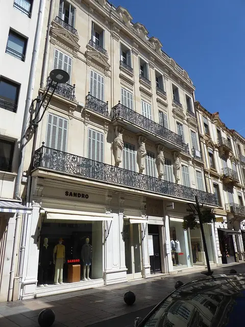 Rue d'Antibes
