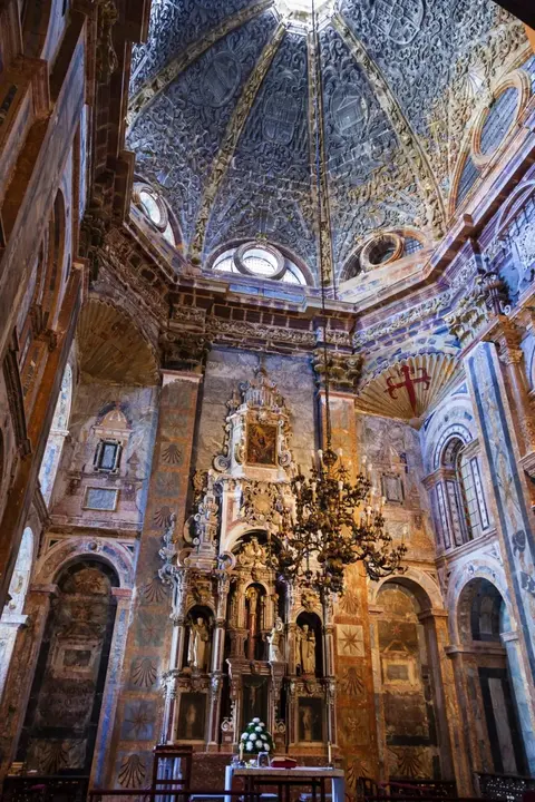 All'interno della Cattedrale di Santiago