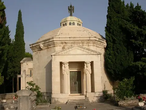 Mausolée de la famille Račić