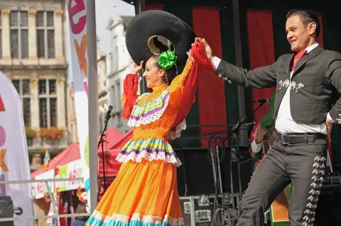 Centro Cultural de la Raza