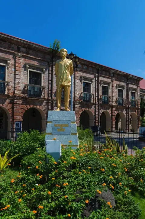 Praça San Lorenzo Ruiz · 2