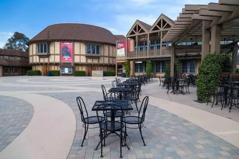 Vecchio Globe Theatre · 2