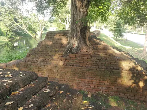 Parc historique de Kamphaeng Phet