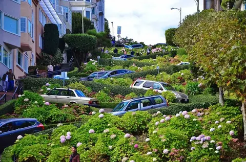 Lombard Street · 3