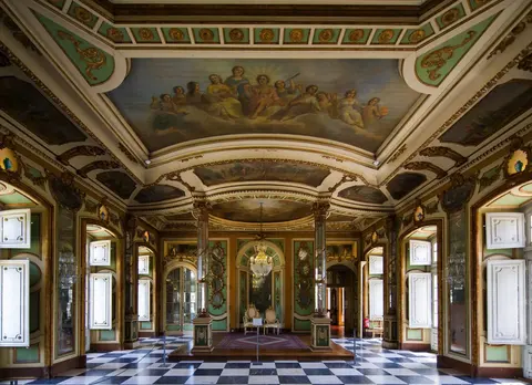 Dentro le stanze di Queluz · 2