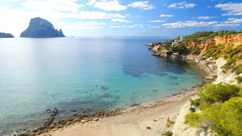 Cala d Hort
